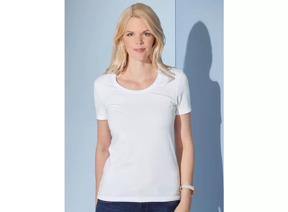 Ladies' Stretch Round-T FullGadgets.com