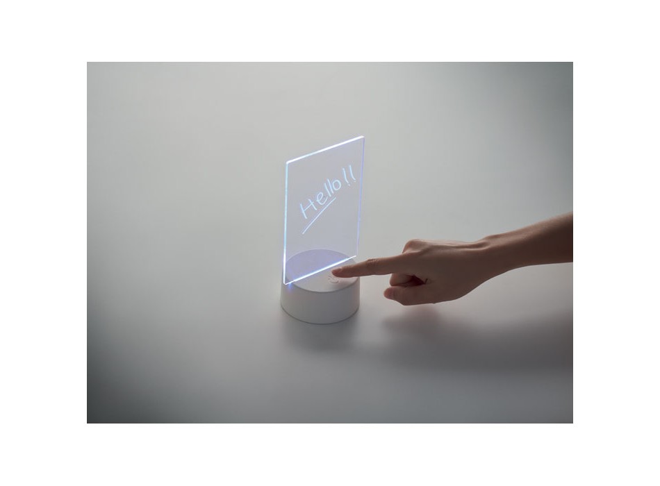 LEDMEMO - Memoboard a LED illuminato FullGadgets.com