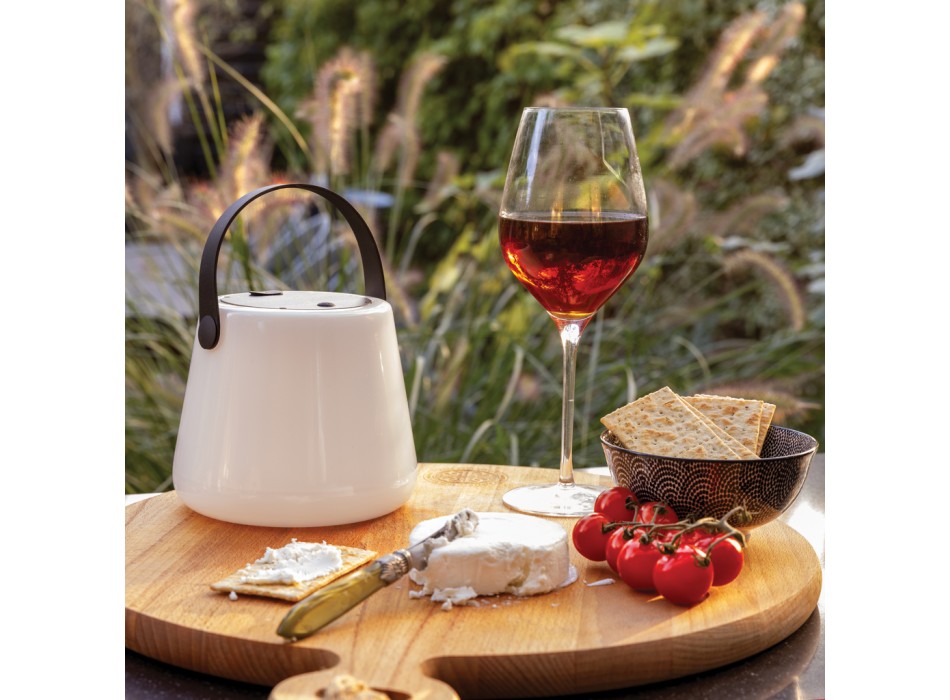 Luce USB ricaricabile SolarGlow in plastica riciclata RCS FullGadgets.com