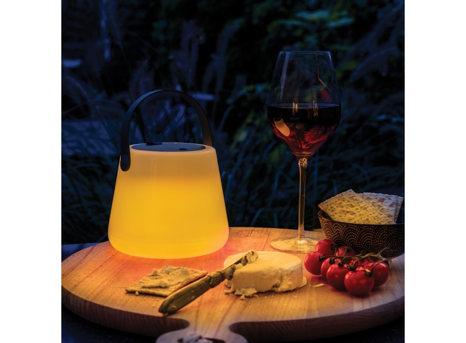 Luce USB ricaricabile SolarGlow in plastica riciclata RCS FullGadgets.com