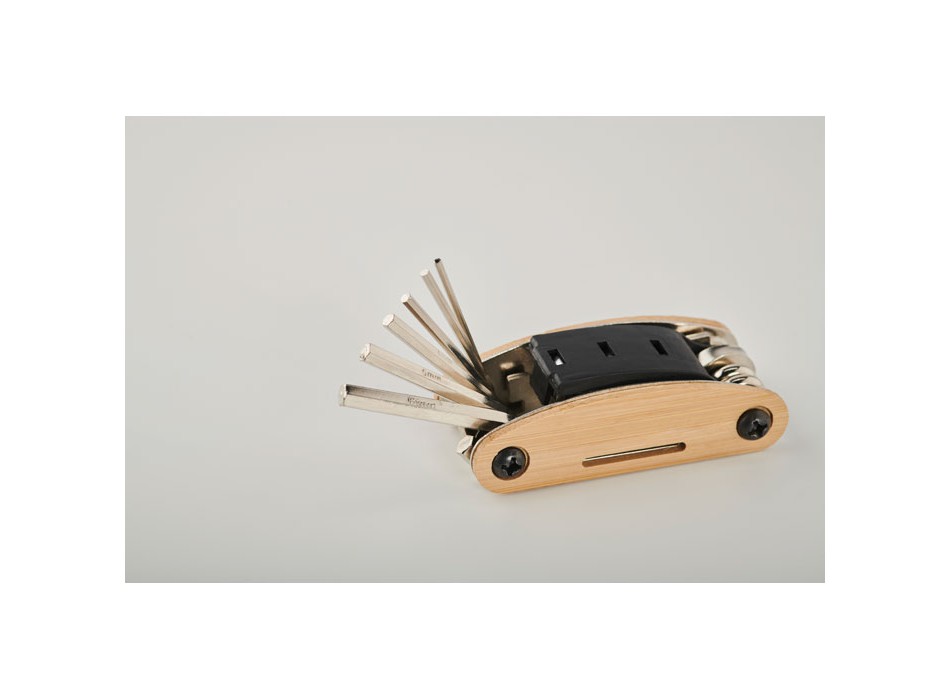 MANO - Multiutensile in bamboo FullGadgets.com
