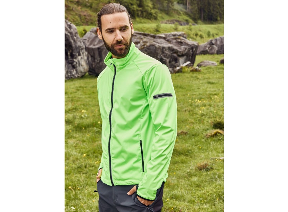 Men's Sports Softshell Jacket FullGadgets.com
