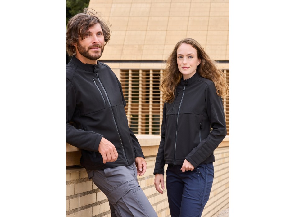 Mens' Softshell Jacket FullGadgets.com