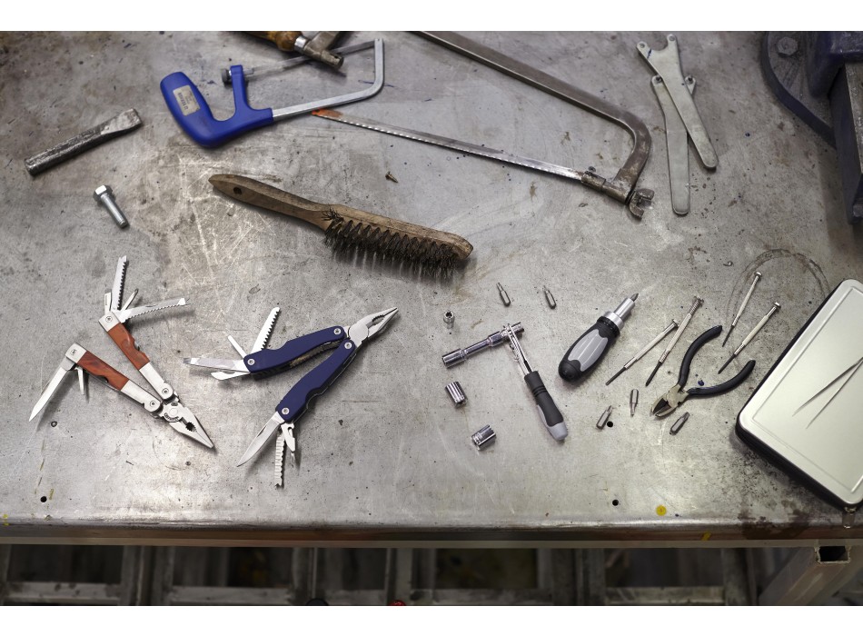 Multi tools 10 funzioni, in acciaio inox Milani FullGadgets.com