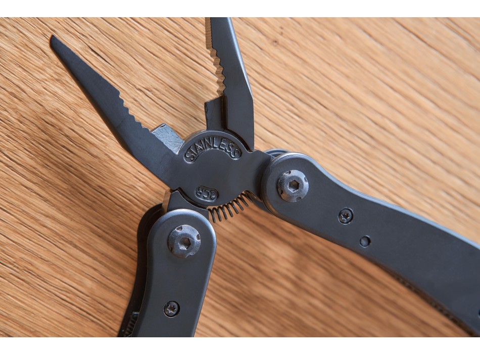 Multi tools 13 funzioni in alluminio nero Ariane FullGadgets.com