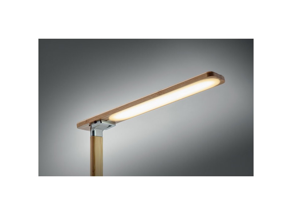 NEAT LIGHT - Luce da tavolo e caricatore 15W FullGadgets.com