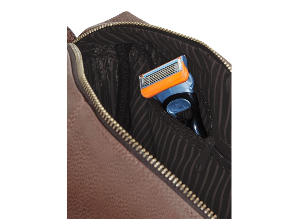 NuHide™Washbag FullGadgets.com