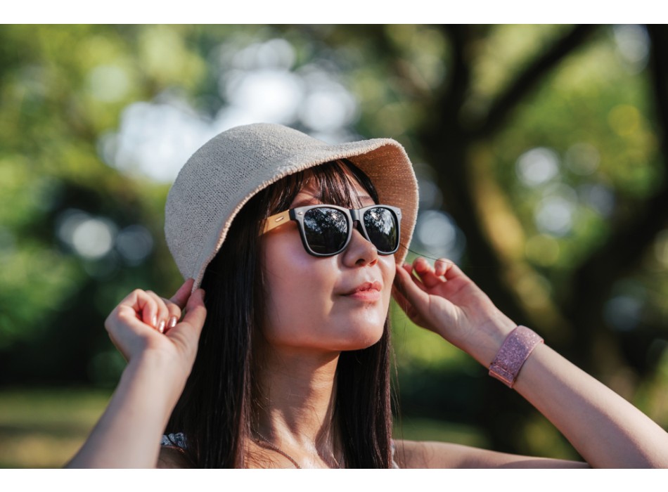 Occhiali da sole in PC riciclato RCS e bambù FullGadgets.com