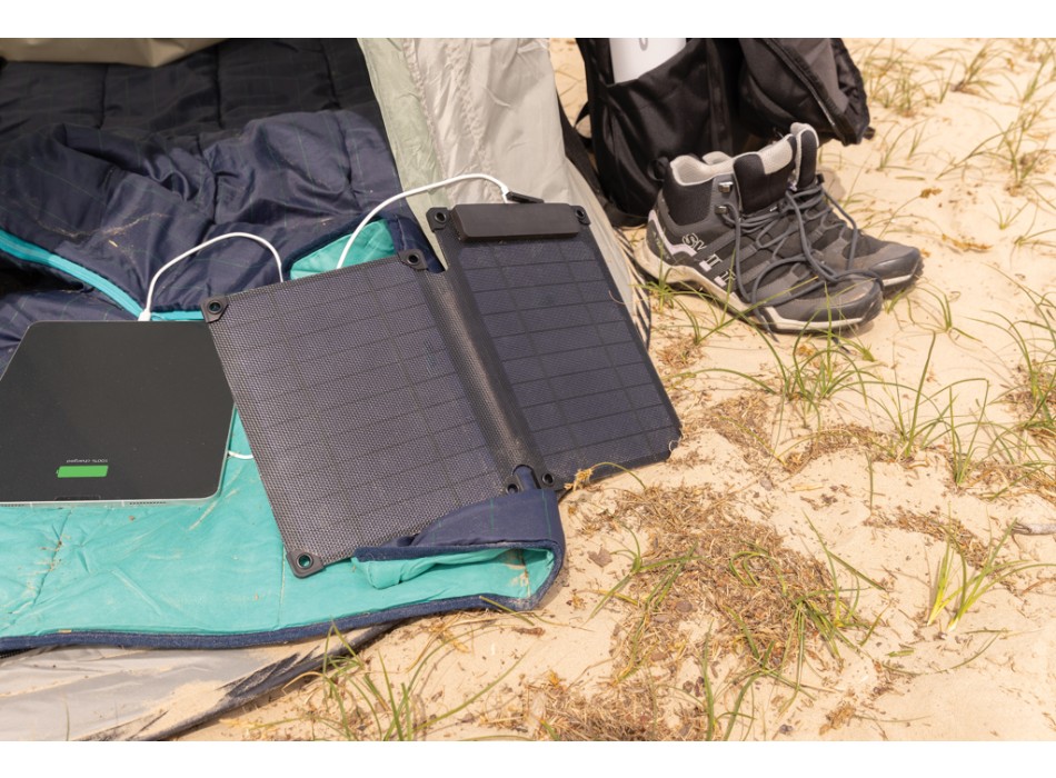 Pannello solare portatile da 10W Solarpulse FullGadgets.com