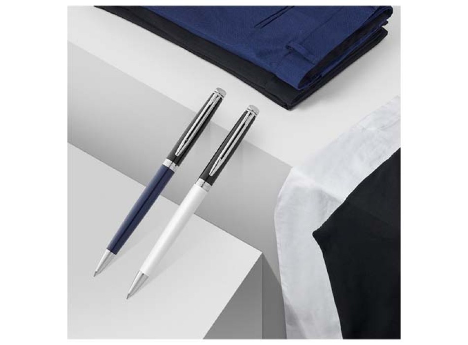 Penna a sfera colorata con finiture in palladio Hemisphere (inchiostro blu) FullGadgets.com