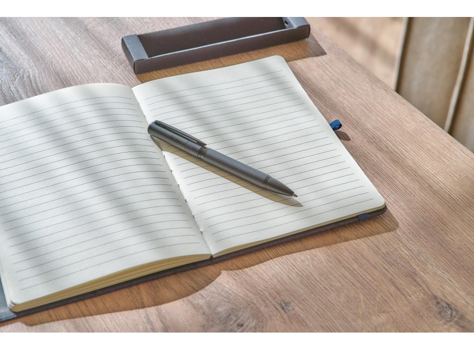 Penna a sfera twist in ottone riciclato Hadi FullGadgets.com