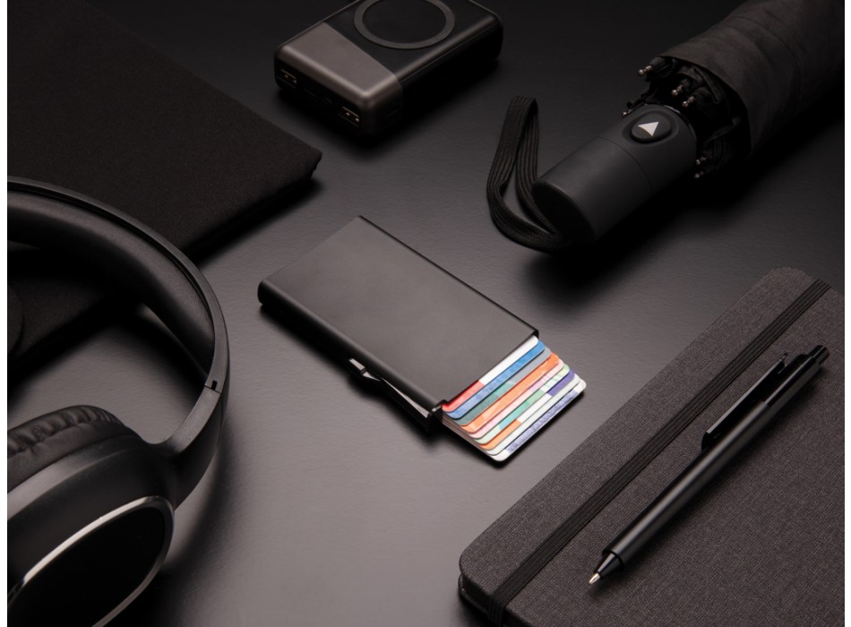 Porta carte standard RFID in alluminio FullGadgets.com