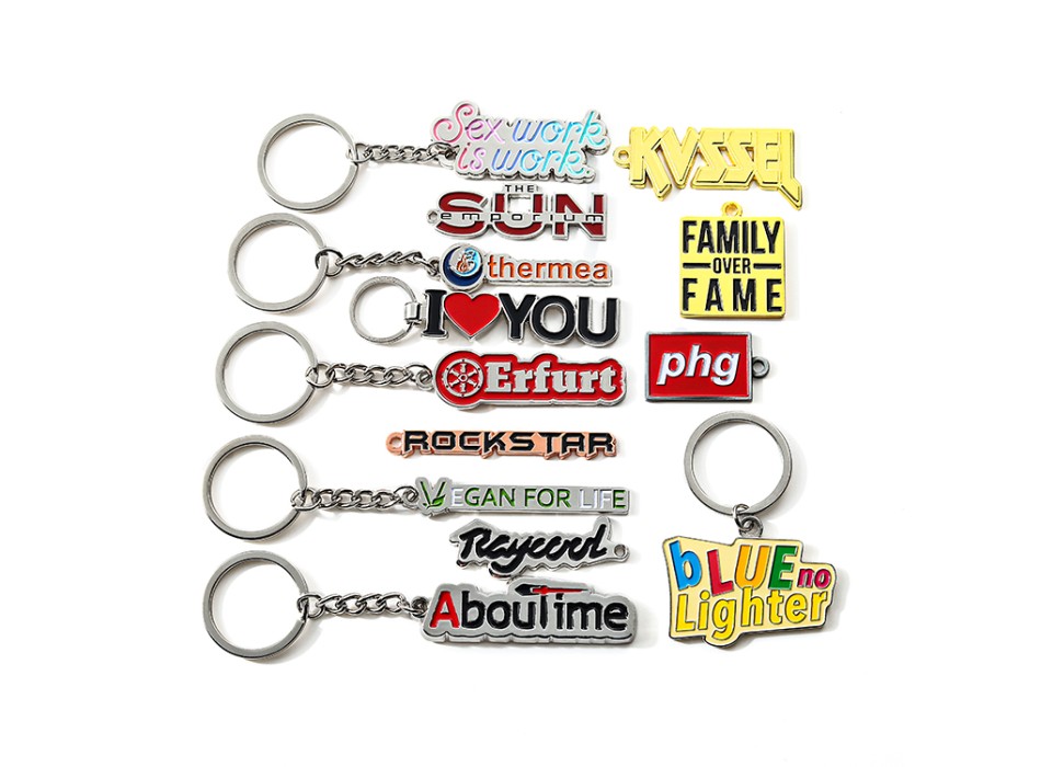 Portachiavi in metallo sagomato entro 30mm FullGadgets.com