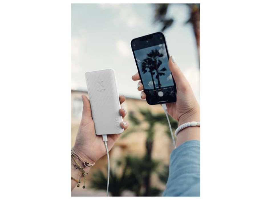 Power bank a ricarica rapida da 10.000 mAh 15 W Xtorm XG210 Go2 FullGadgets.com