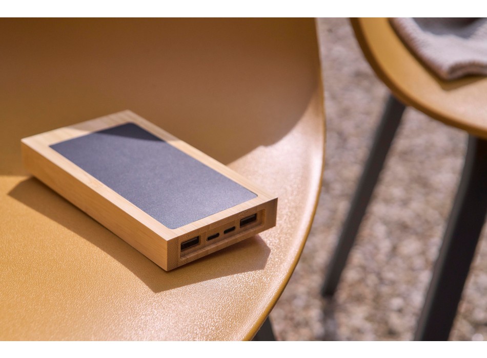 Power bank solare in bambù Elz FullGadgets.com