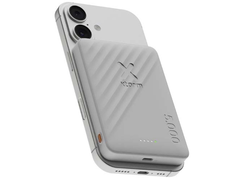 Power bank wireless da 5000 mAh 15 W Xtorm Go2 FullGadgets.com
