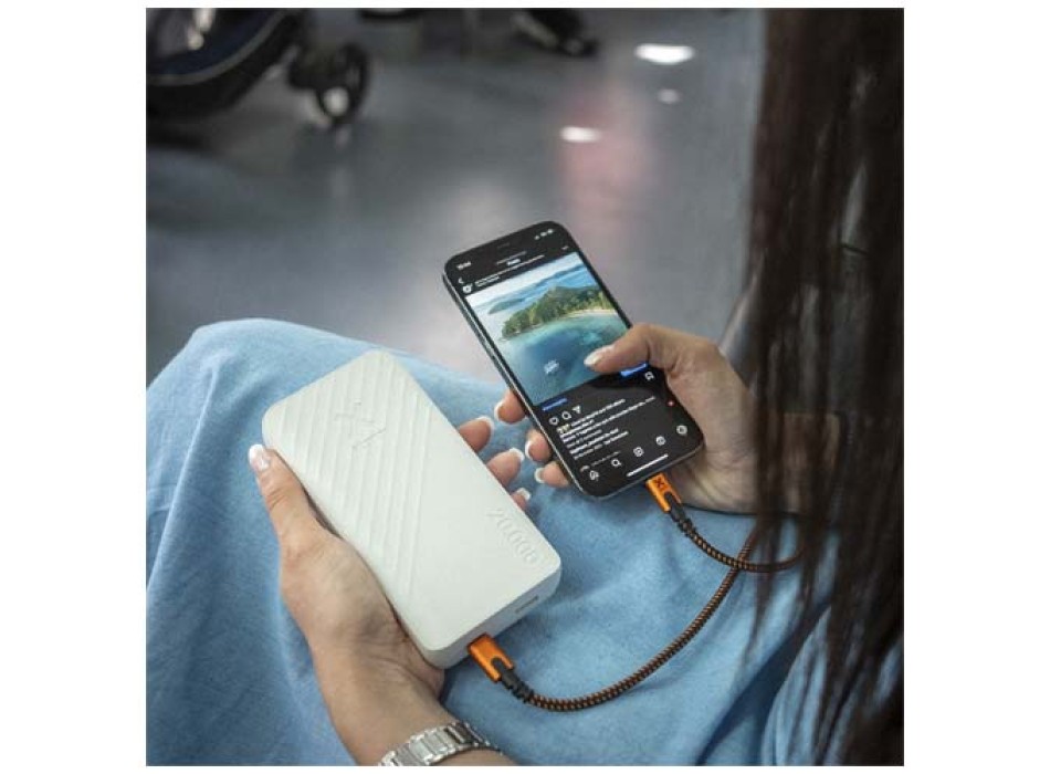 Power bank Xtorm Go2 da 20 W e 20.000 mAh con ricarica rapida FullGadgets.com