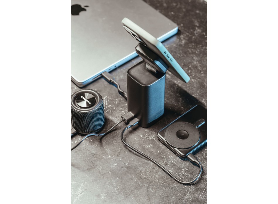 Powerbank magnetica 15.000 mAh 100W Urban Vitamin Sunnyvale FullGadgets.com