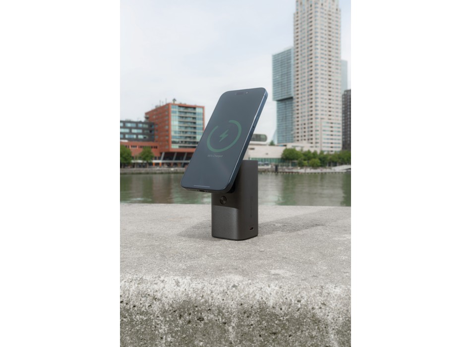 Powerbank magnetica 15.000 mAh 100W Urban Vitamin Sunnyvale FullGadgets.com