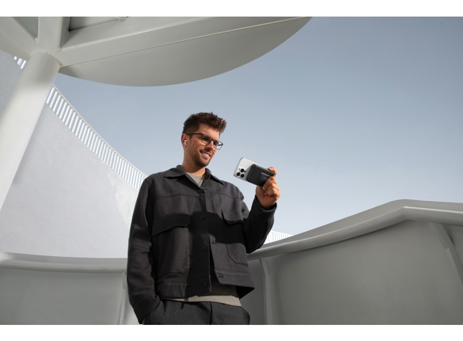 Powerbank magnetica da 10.000 mAh Anker MagGo QI2 FullGadgets.com