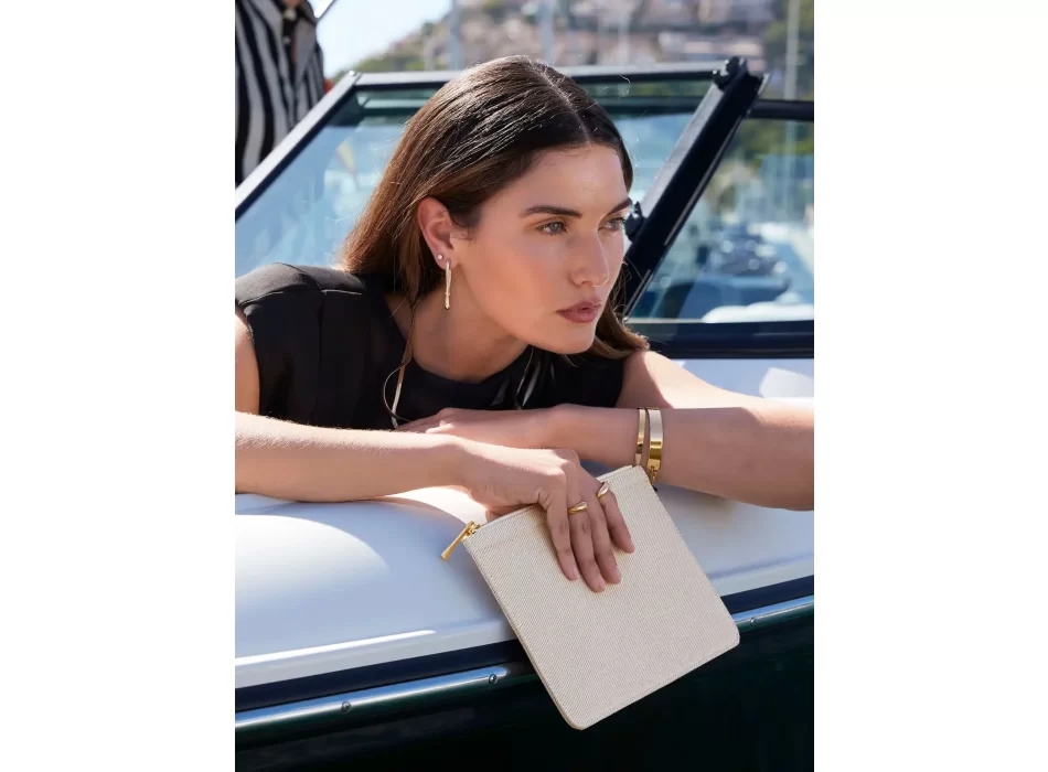 Puerto Pouch FullGadgets.com