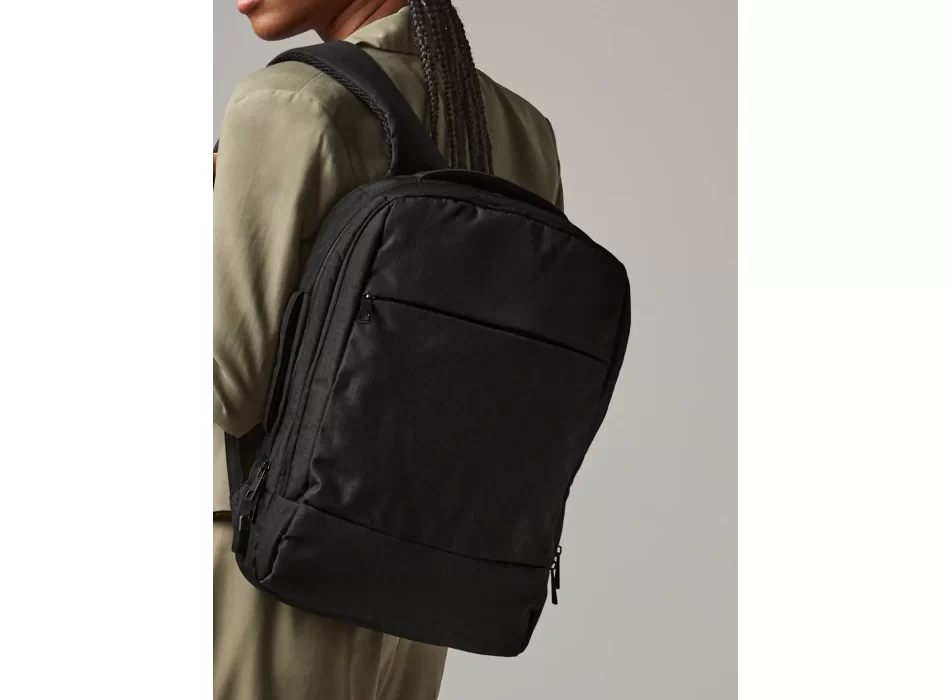 Q-Tech Charge Convertible Backpack FullGadgets.com