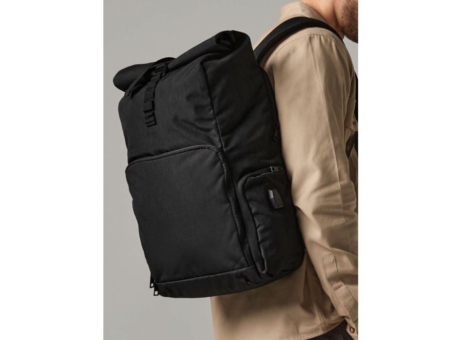 Q-Tech Charge Roll-Top Backpack FullGadgets.com
