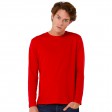ragazzo con maglietta rossa manica lunga FullGadgets.com