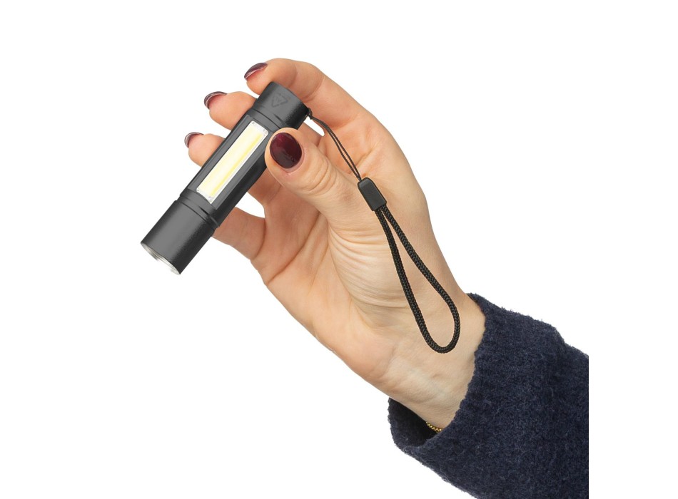Recycled aluminium COB flashlight Sami FullGadgets.com