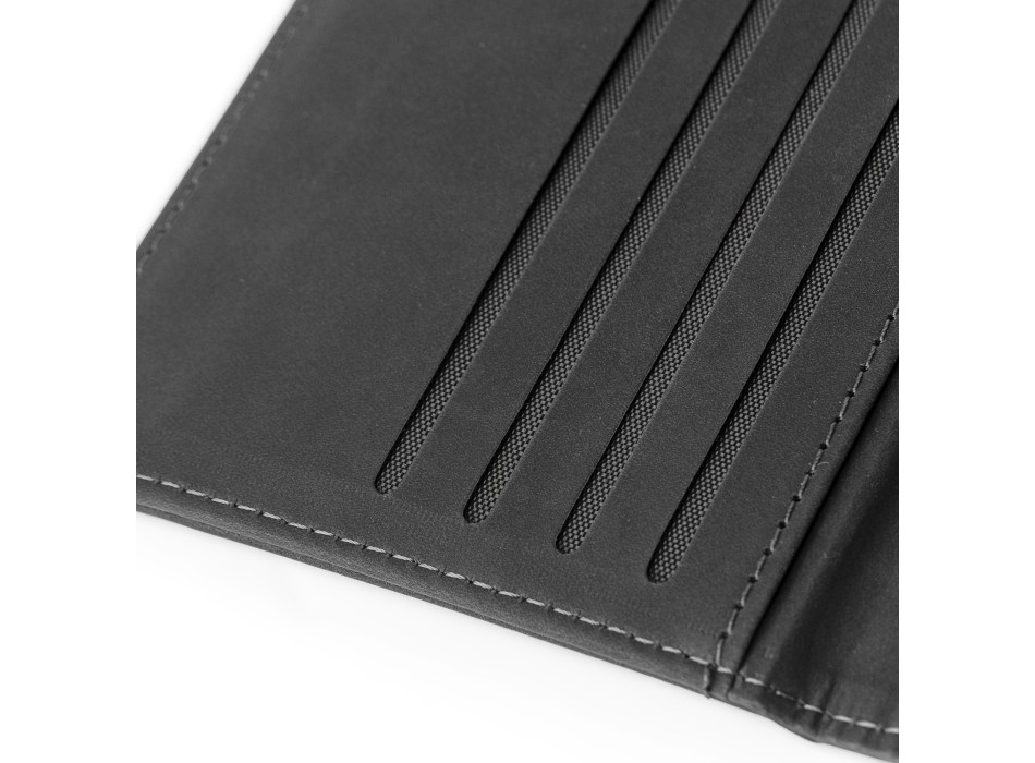 Recycled PU passport holder and luggage label Zani FullGadgets.com
