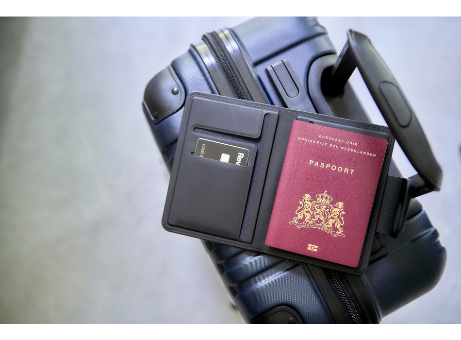 Recycled PU passport holder Mavi FullGadgets.com