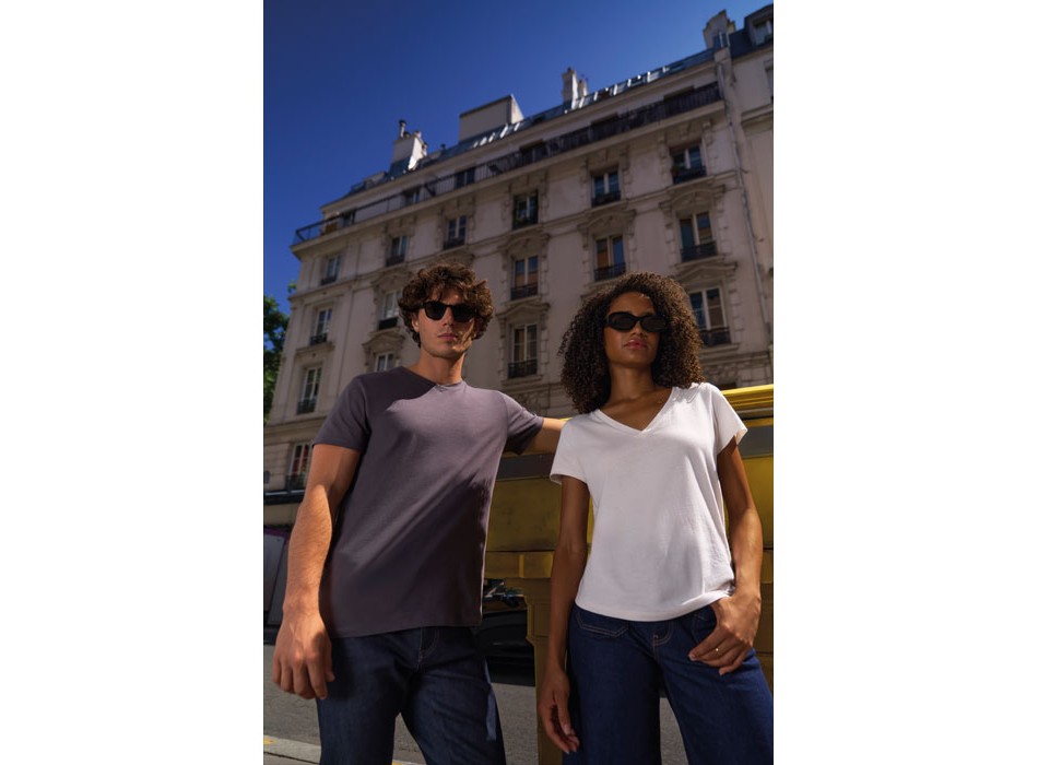 REGENT V - REGENT V  V-NECK T-SHIRT FullGadgets.com