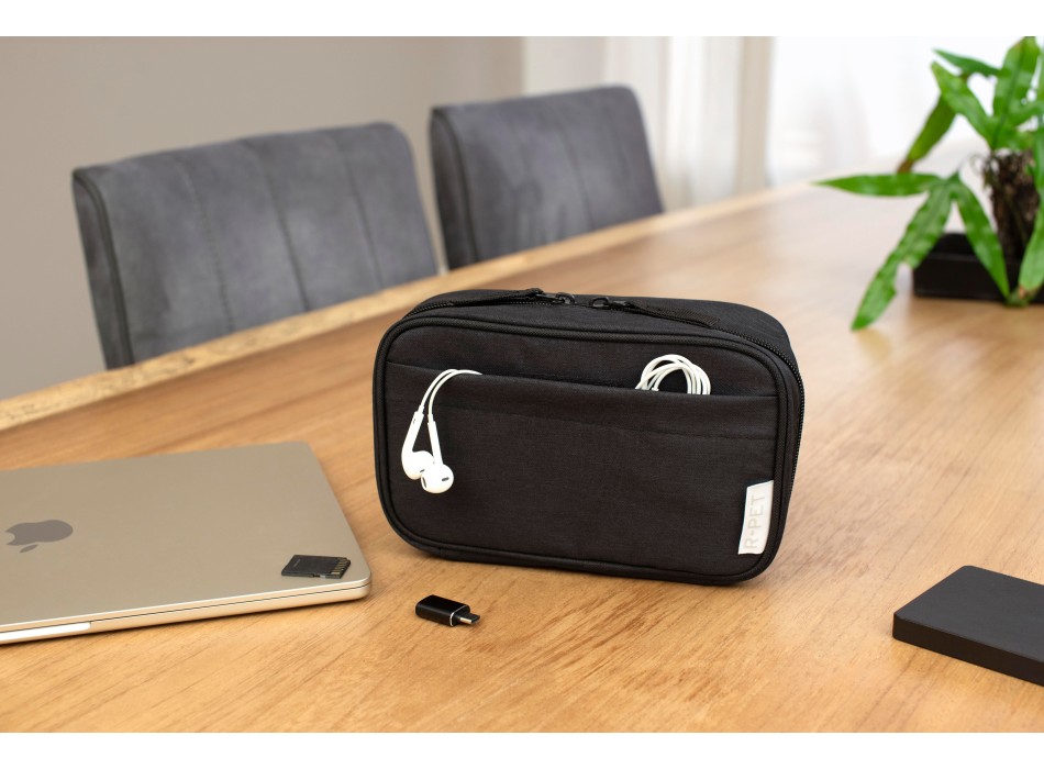 rPET 300D polyester travel pouch Calix FullGadgets.com