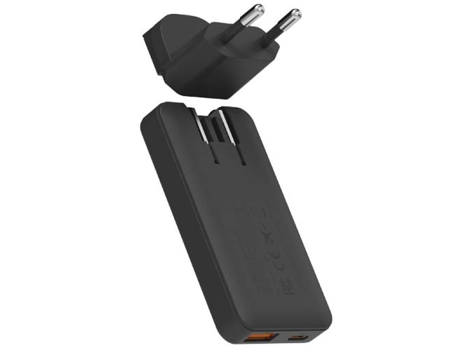 Set caricabatterie rapido da viaggio da 65 W con cavo e custodia Xtorm FullGadgets.com