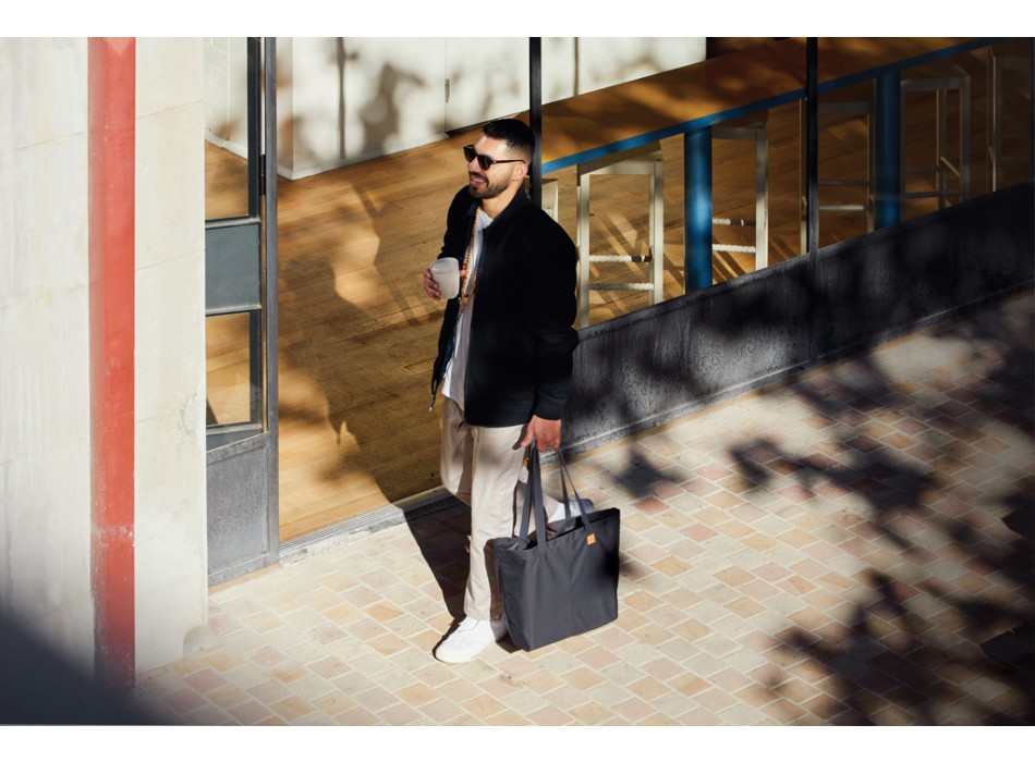 Shopper Bellroy Market FullGadgets.com