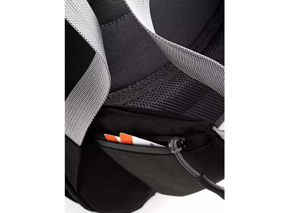 SLX 20 Litre Daypack FullGadgets.com