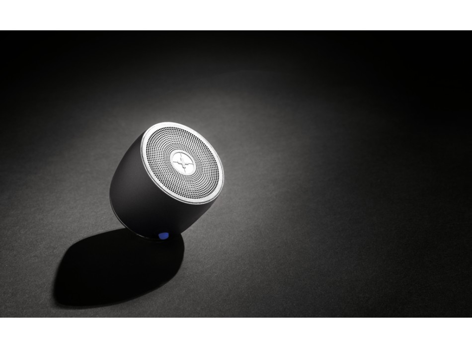 Speaker bass Swiss Peak da 3W in alluminio riciclato RCS FullGadgets.com