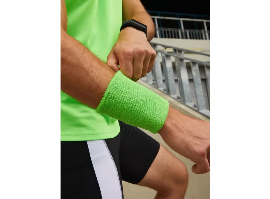 Sporty Wristband FullGadgets.com