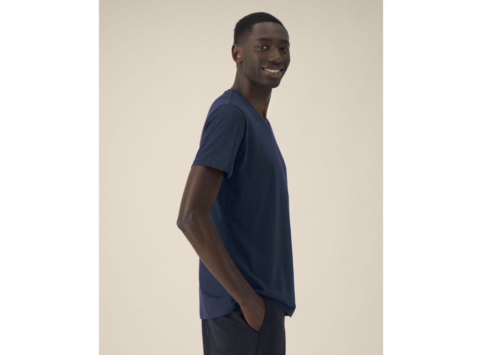 Stanley Presenter - La t-shirt da uomo con scollo a V FullGadgets.com