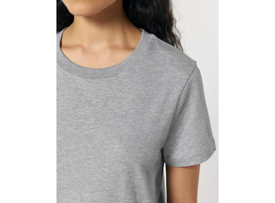 Stella Muser - La t-shirt iconica da donna FullGadgets.com