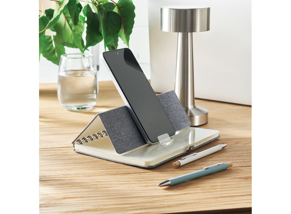 STRATA - Notebook A5 con supporto per telef FullGadgets.com