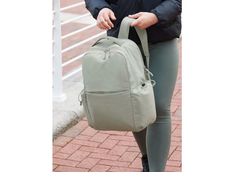 Studio Backpack FullGadgets.com