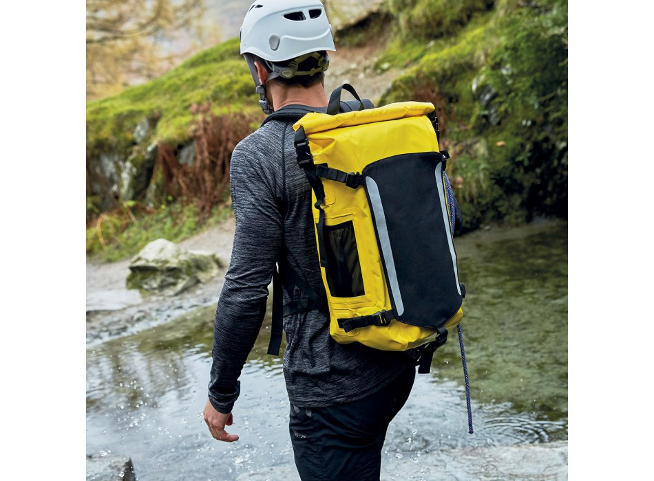 Submerge 25LT Waterp Bpack PVC FullGadgets.com