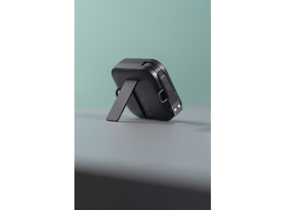 Supporto 100W con cavo retrattile Urban Vitamin San Jose FullGadgets.com