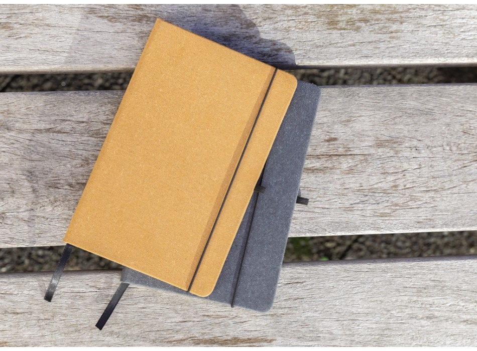 Taccuino  A5 con copertina rigida in pelle riciclata GRS FullGadgets.com