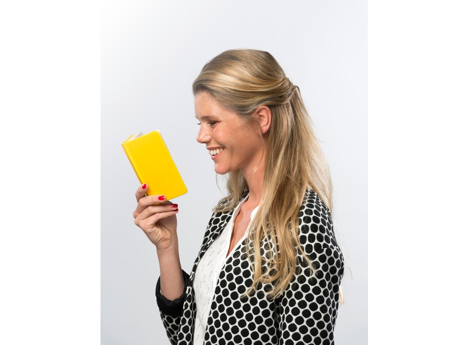 Taccuino formato +/- A6 a righe in PU Dita FullGadgets.com