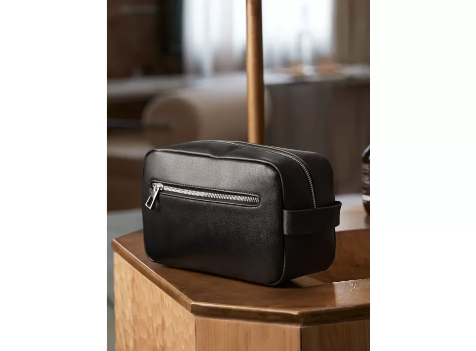 Tailored Luxe Wash Bag FullGadgets.com