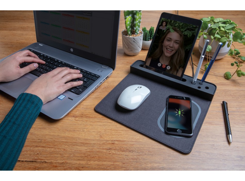 Tappetino mouse Air con ricarica wireless 5W e USB FullGadgets.com