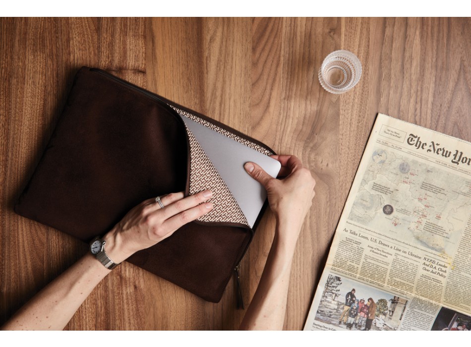 Tasca porta PC VINGA Hunton FullGadgets.com