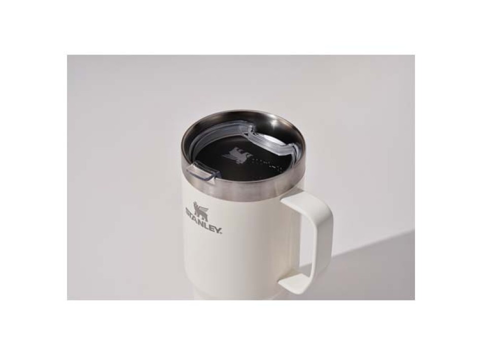Tazza isolata Stanley Everyday Suburban da 473 ml in acciaio inox riciclato FullGadgets.com
